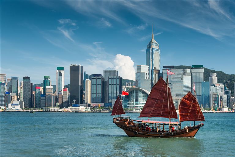 Von Hongkong ins Reich der Mitte © weerasak/adobestock